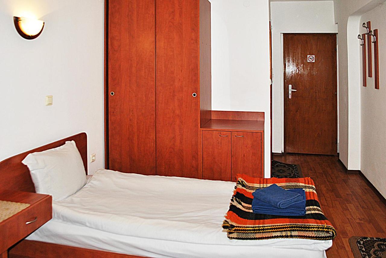 Family Hotel Zora Sofia Exteriör bild