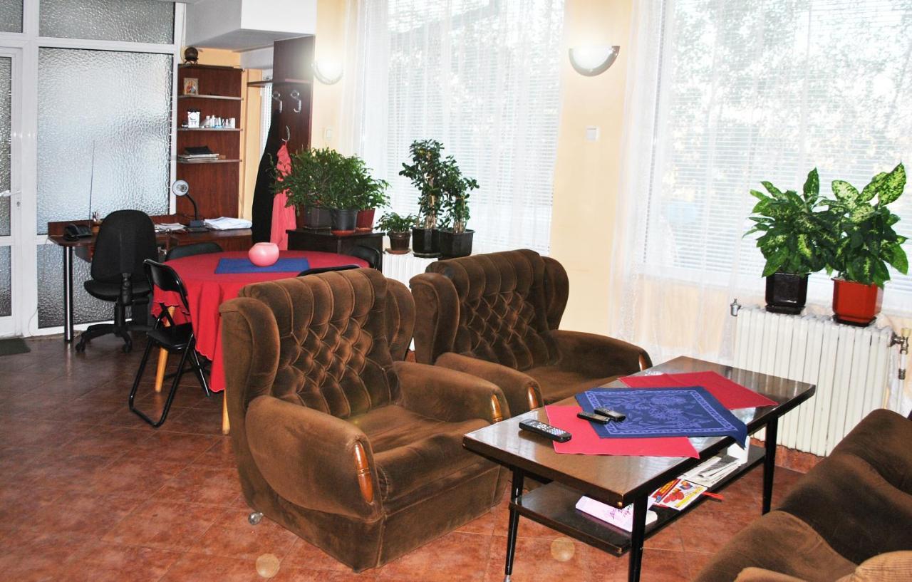 Family Hotel Zora Sofia Exteriör bild